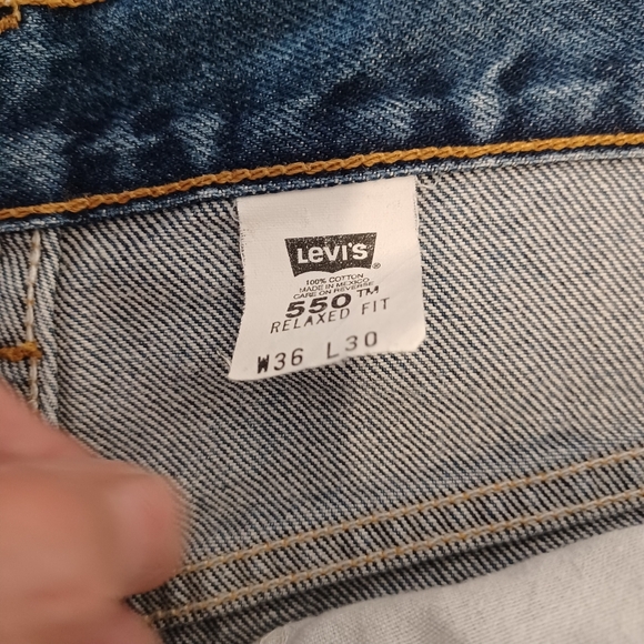 LEVI'S 550 Relaxed Fit Y2K Men's Jeans Size 36x30 - Picture 6 of 6